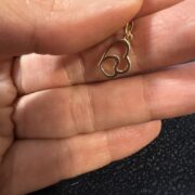 پلاک آویز زنانه سوزیانا مدل قلب 1 - Image 3