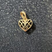 پلاک آویز زنانه سوزیانا مدل قلب برجسته 7 - Image 2