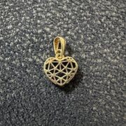 پلاک آویز زنانه سوزیانا مدل قلب 8