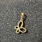 پلاک آویز زنانه سوزیانا مدل پروانه 1 - Image 2