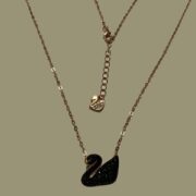 گردنبند نقره 925 عیار مدل قو سیاه S