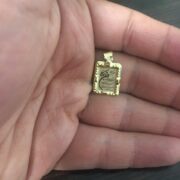 پلاک آویز زنانه سوزیانا مدل ون یکاد و چهار قل - Image 4