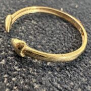 انگشتر طلا 18 عیار زنانه مدل نیزه - Image 2