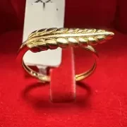 انگشتر طلا 18 عیار زنانه مدل برگ