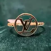 انگشتر طلا 18 عیار زنانه مدل ال وی کد 009