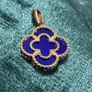 پلاک آویز طلا 18 عیار سوزیانا مدل گل آبی کد 5 - Image 3