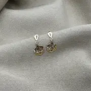 گوشواره طلا 18 عیار زنانه مدل شش ضلعی کد 106 - Image 2