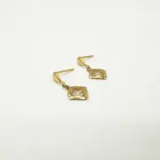 گوشواره طلا 18 عیار زنانه مدل لوزی کد 103 - Image 3