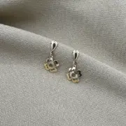 گوشواره طلا 18 عیار زنانه مدل گل کد 101 - Image 3